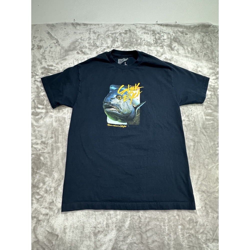 Hawaiian Style T-Shirt Men's Size Large Blue Short Sleeve Stink Eye‎ Print EUC